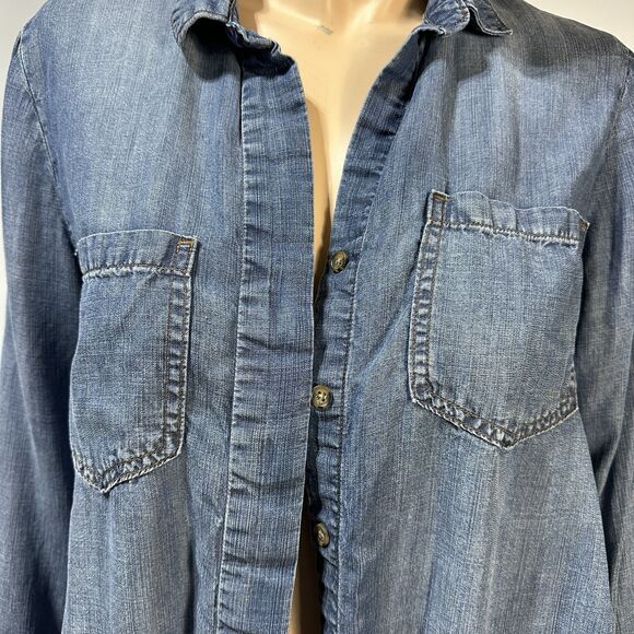 Cloth & Stone Women’s Button Front Shirt Size M Blue Chambray Tencel Back Slit - Picture 2 of 11